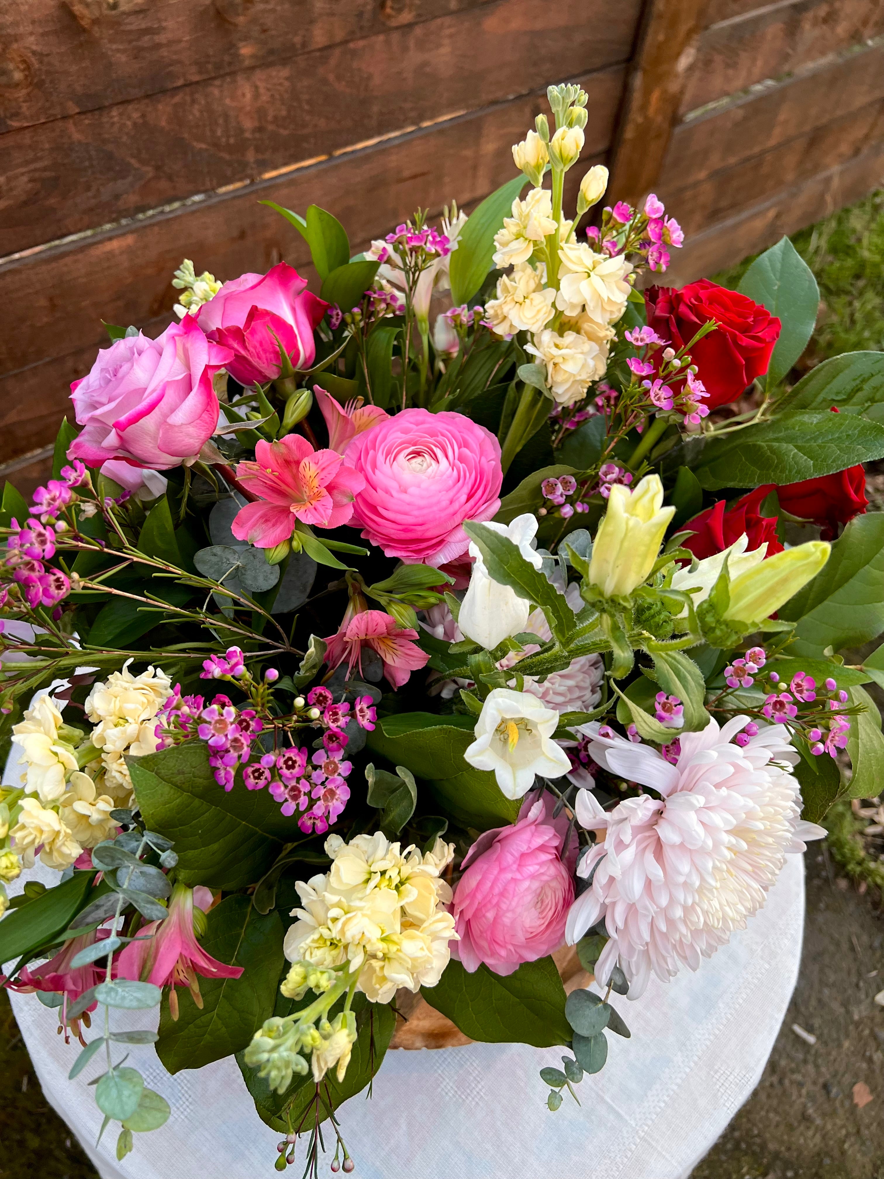 Signature Mixed Flowers - Deluxe