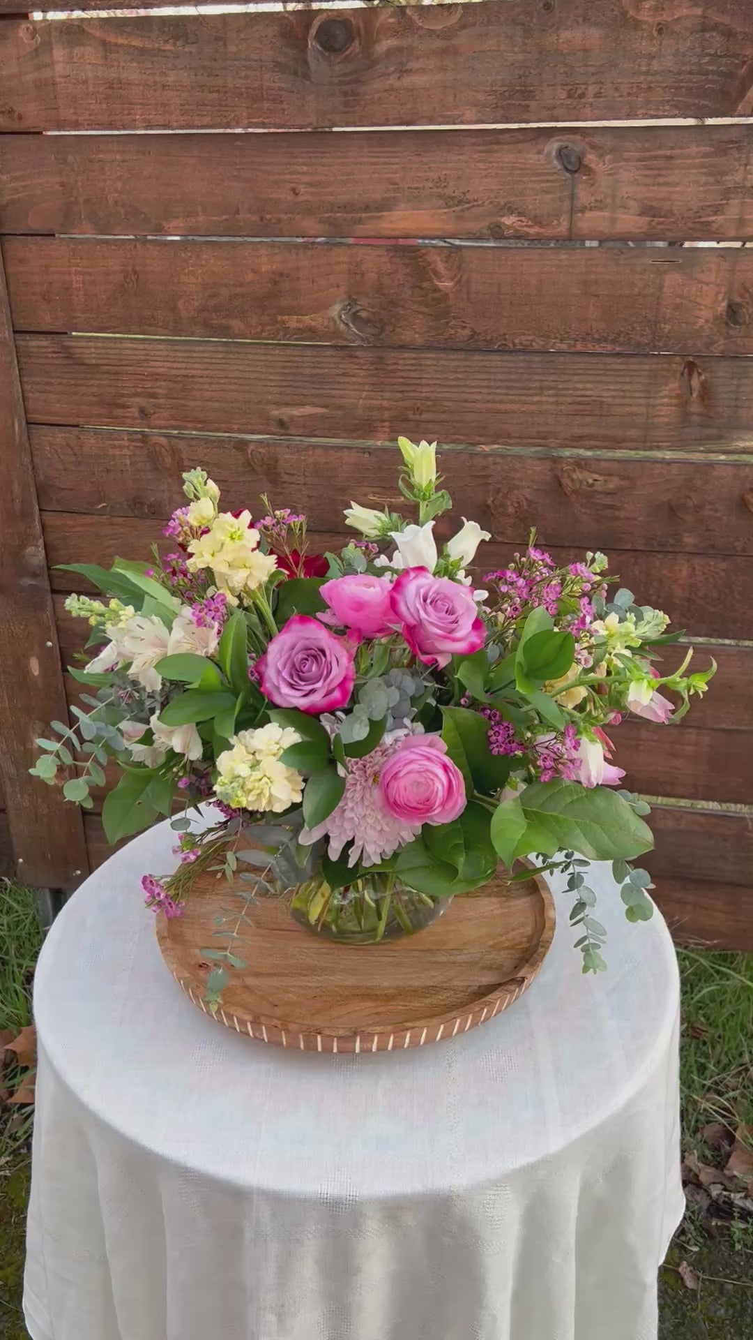 Signature Mixed Flowers - Deluxe